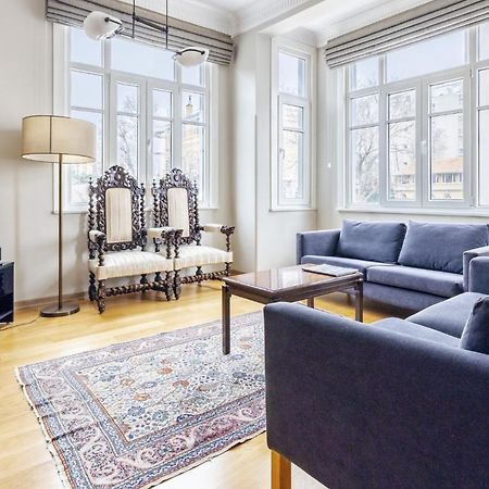Flat With Balcony And Bosphorus View In Beyoglu Apartment Истанбул Екстериор снимка