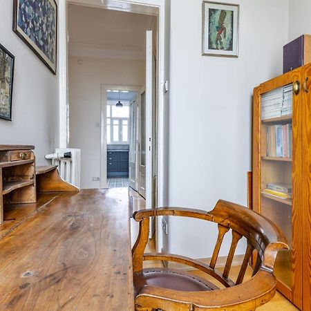 Flat With Balcony And Bosphorus View In Beyoglu Apartment Истанбул Екстериор снимка