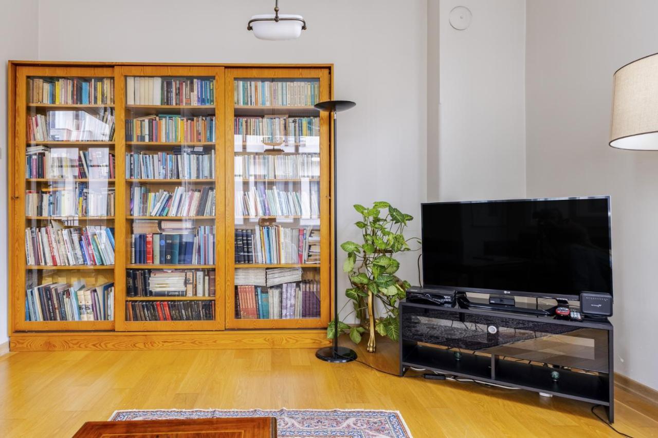 Flat With Balcony And Bosphorus View In Beyoglu Apartment Истанбул Екстериор снимка