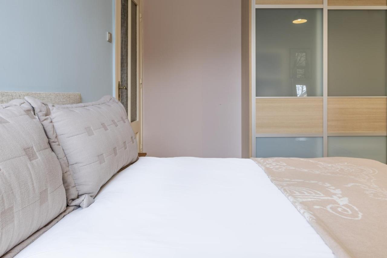 Flat With Balcony And Bosphorus View In Beyoglu Apartment Истанбул Екстериор снимка
